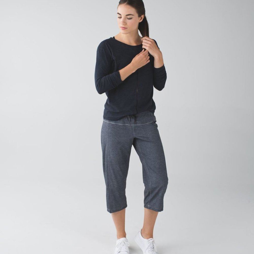 Lululemon Step Lively Crop Heathered Texture Printed Greyt Deep Coal Jogger